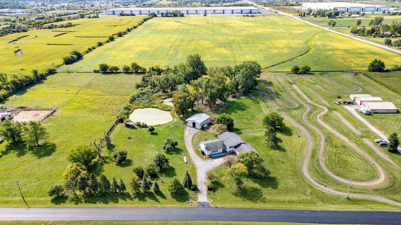 6237 W Dralle Rd., Monee, IL 60449