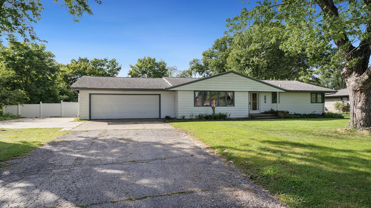 110 Smith Ln., South Beloit, IL 61080