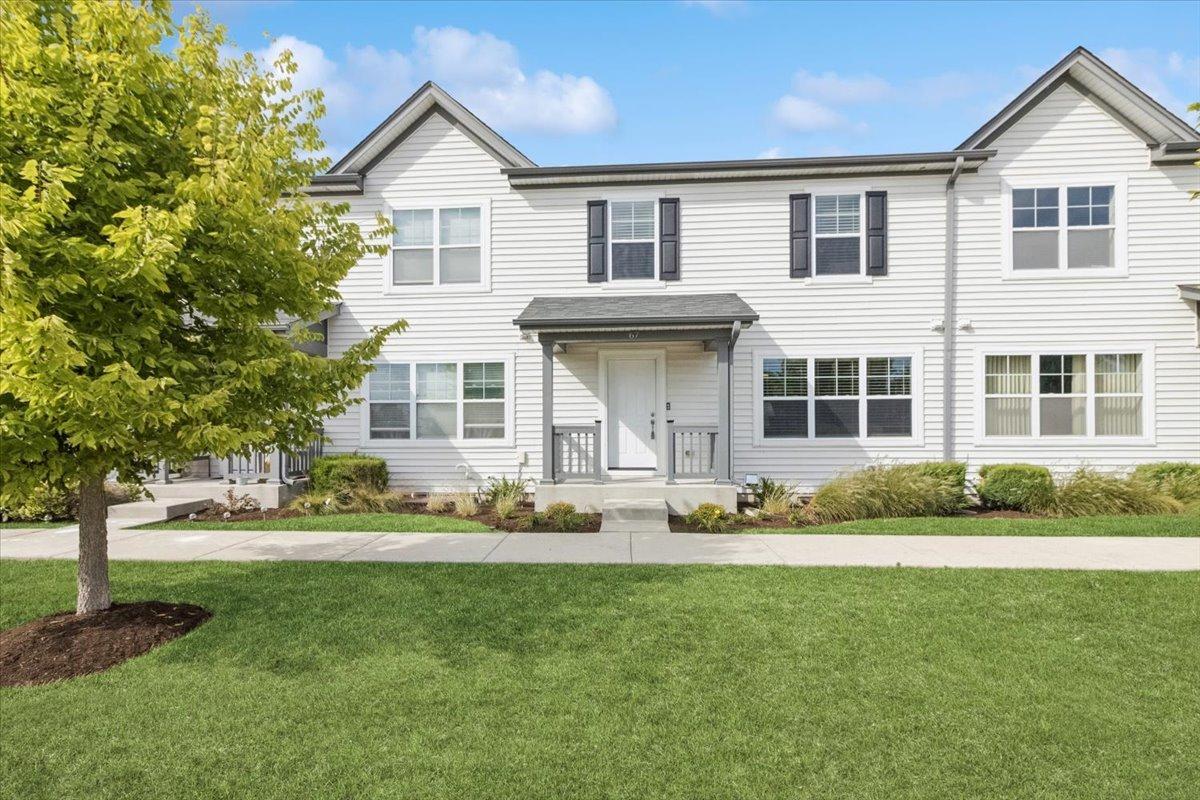 67 E Robinson Ave., Cortland, IL 60112