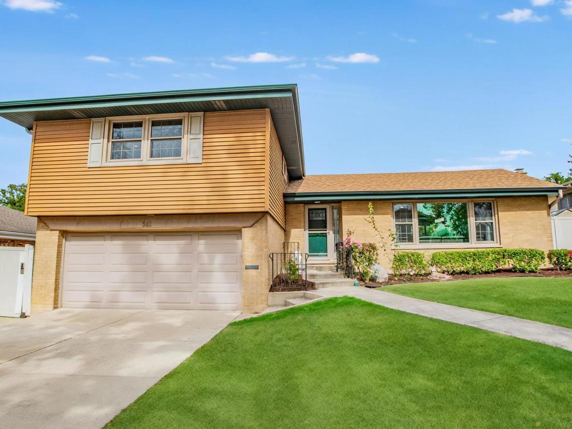 341 E Madison St., Elmhurst, IL 60126