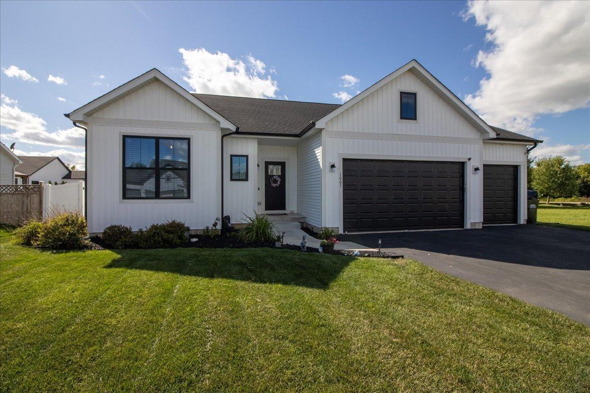 1005 Joel Ln., Genoa, IL 60135