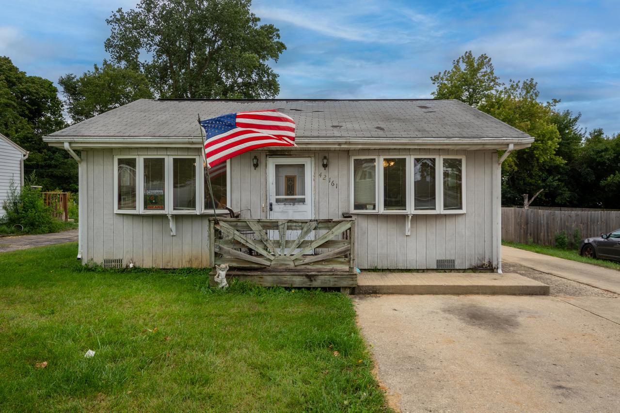 42161 N 1st Ave., Antioch, IL 60002