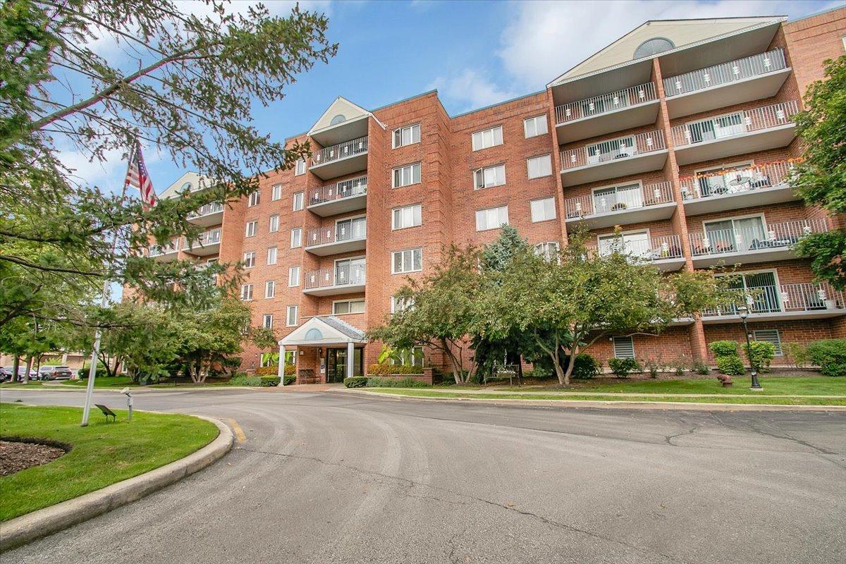 6540 W Irving Park Rd. #603, Chicago, IL 60634