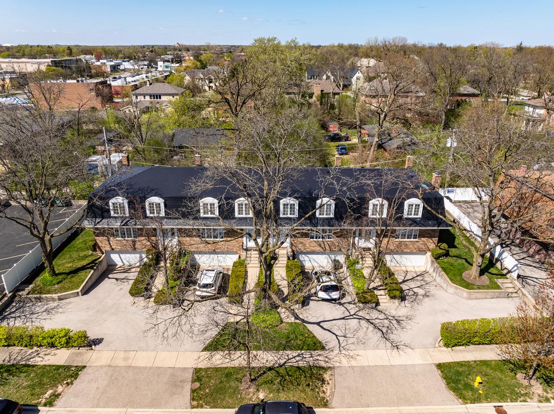1510 Topp Ln., Glenview, IL 60025