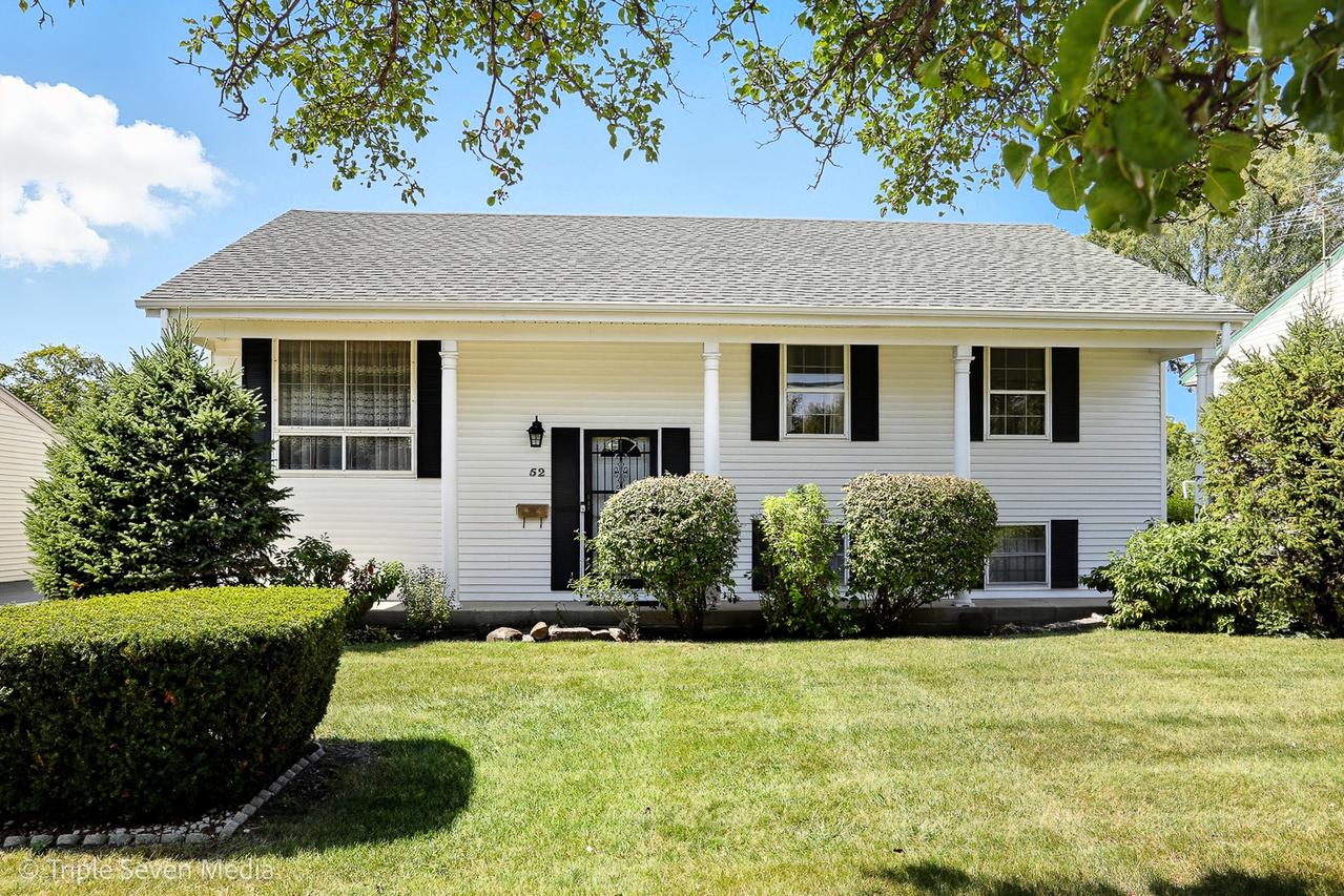 52 Schoenbeck Rd., Wheeling, IL 60090