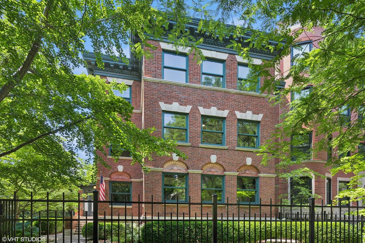 4616 N Magnolia Ave. #1, Chicago, IL 60640