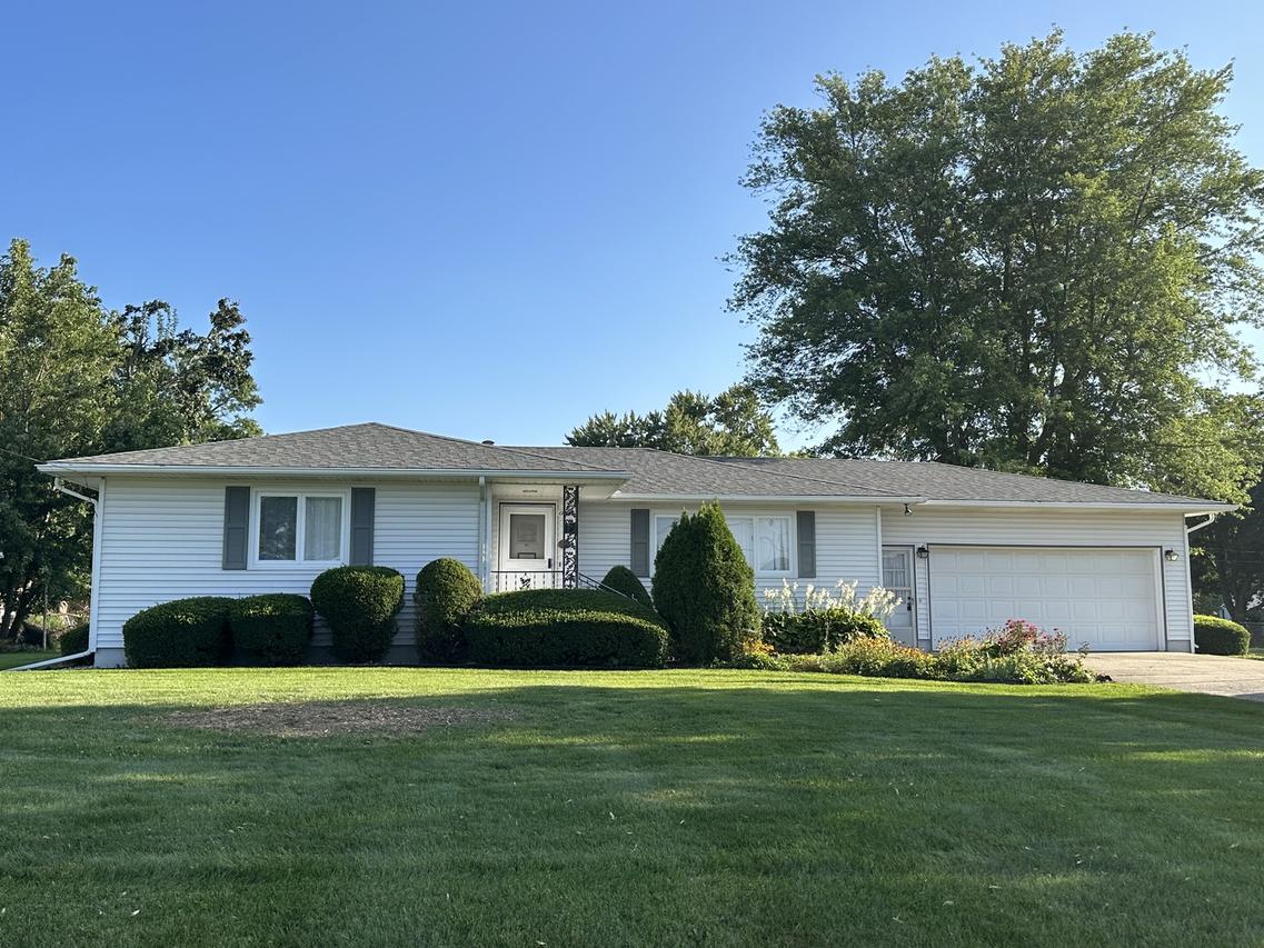 1134 W 2nd St., Byron, IL 61010