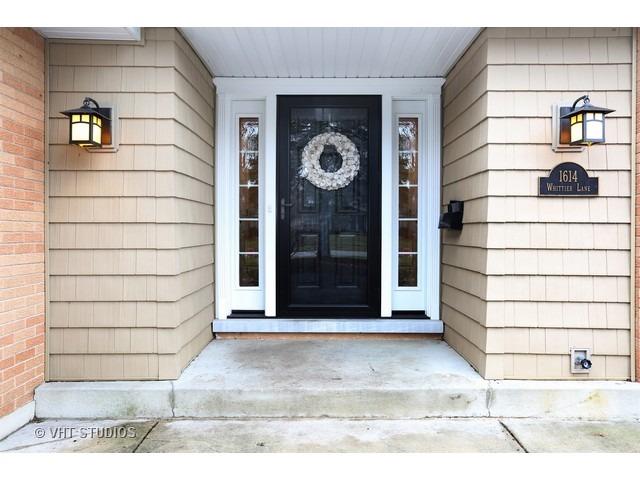 1614 Whittier Ln., Wheaton, IL 60189