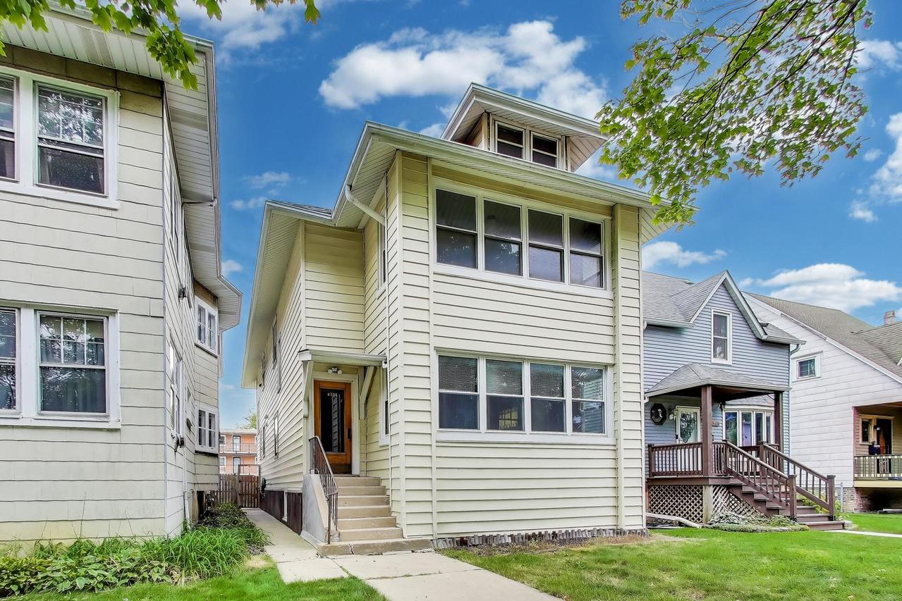 4735 N Kilbourn Ave., Chicago, IL 60630