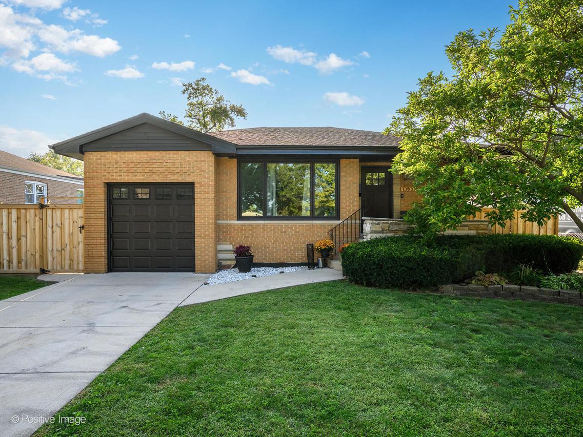 10800 S Kostner Ave., Oak Lawn, IL 60453