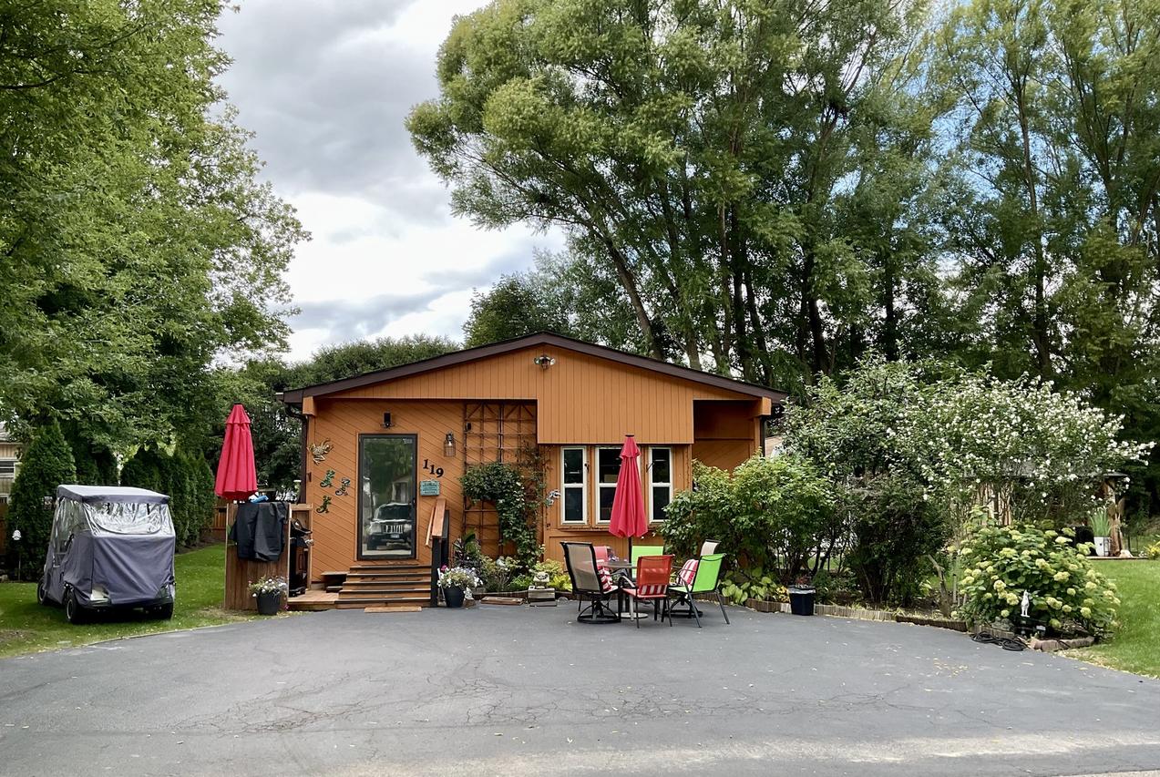 119 Drydock, Lakemoor, IL 60051
