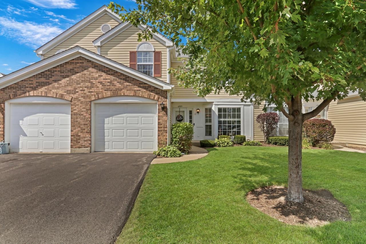 1881 Canterbury Ct., Gurnee, IL 60031
