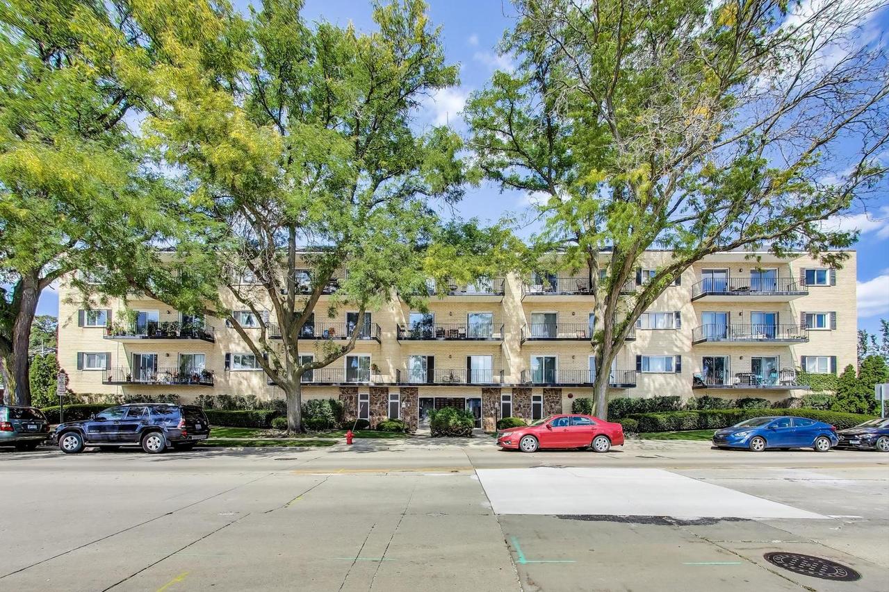 6020 Lincoln Ave. #407, Morton Grove, IL 60053
