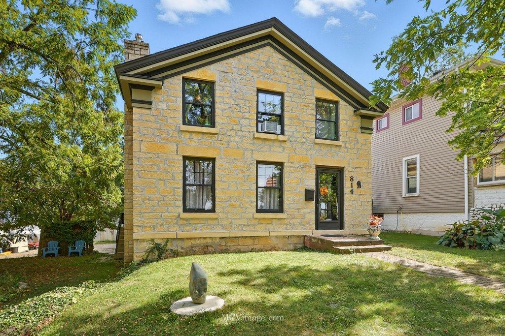 814 S Washington St., Lockport, IL 60441