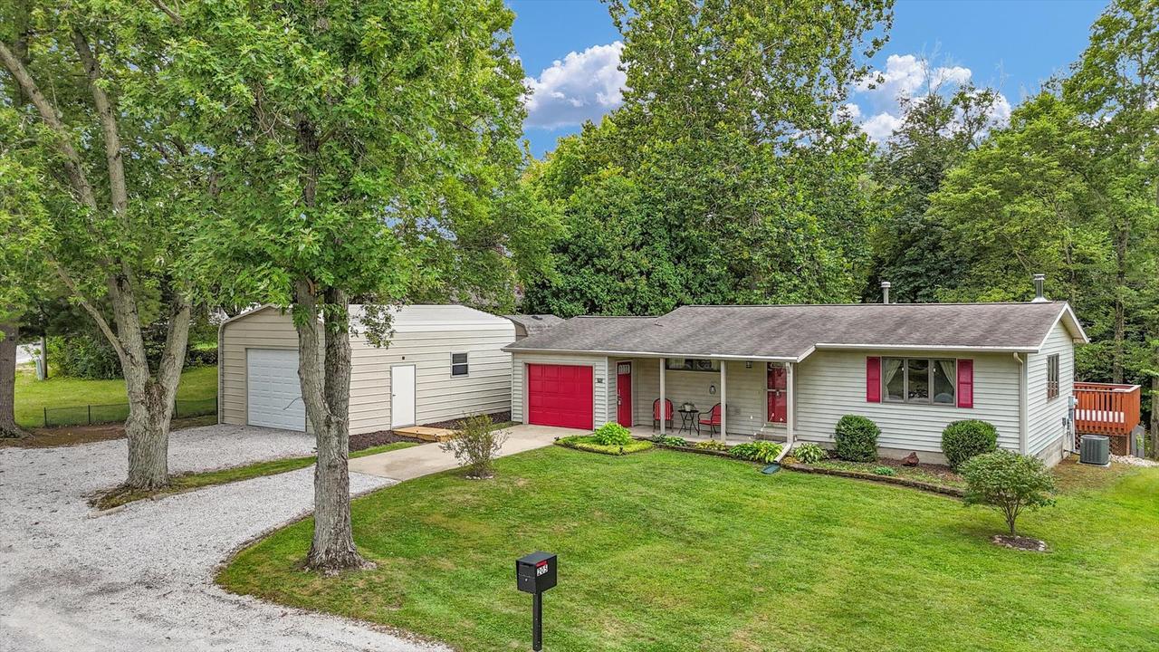 205 N White St., Sidney, IL 61877