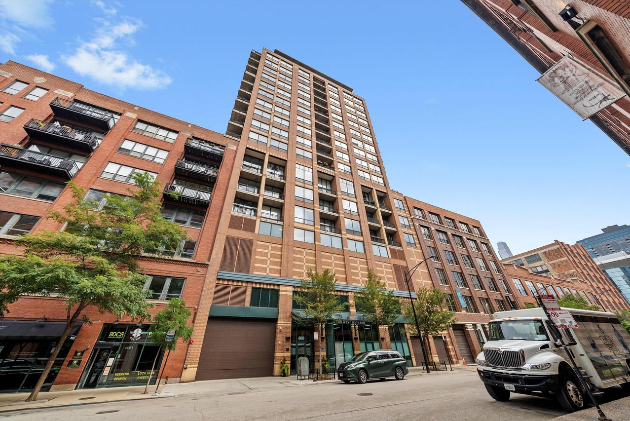 400 W Ontario St. #808, Chicago, IL 60654