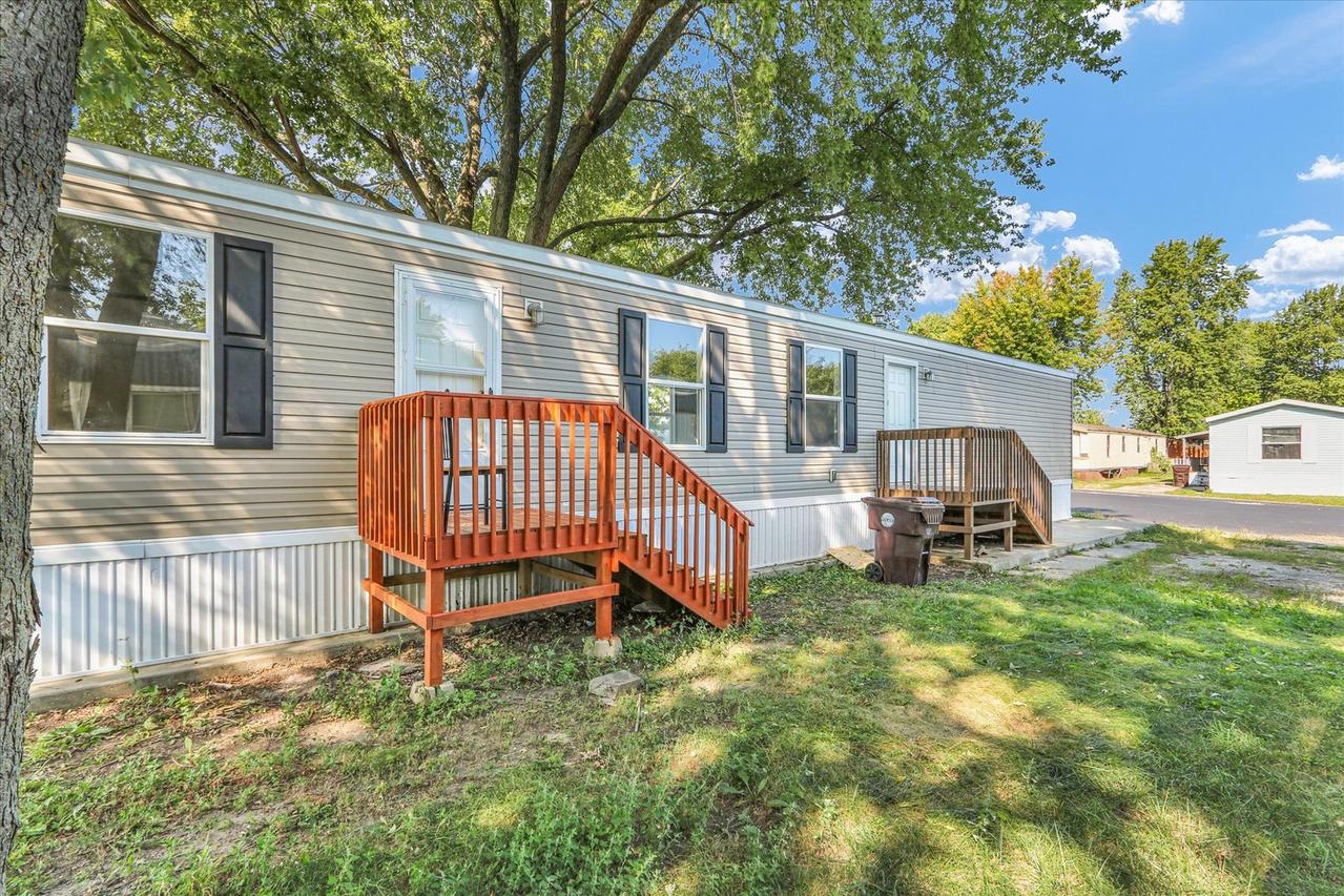 1224 Sycamore Ln., Rantoul, IL 61866