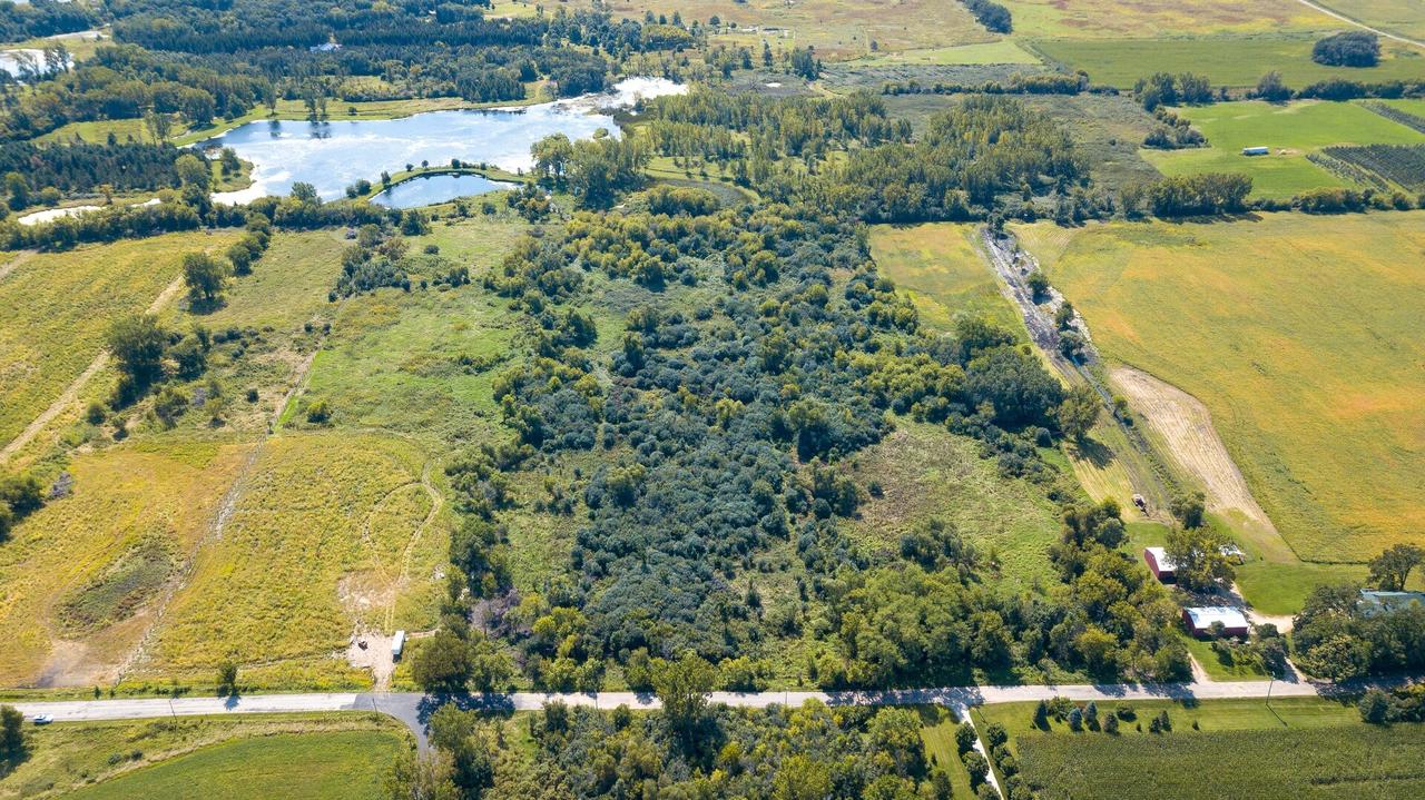 0000 Green Rd., Harvard, IL 60033
