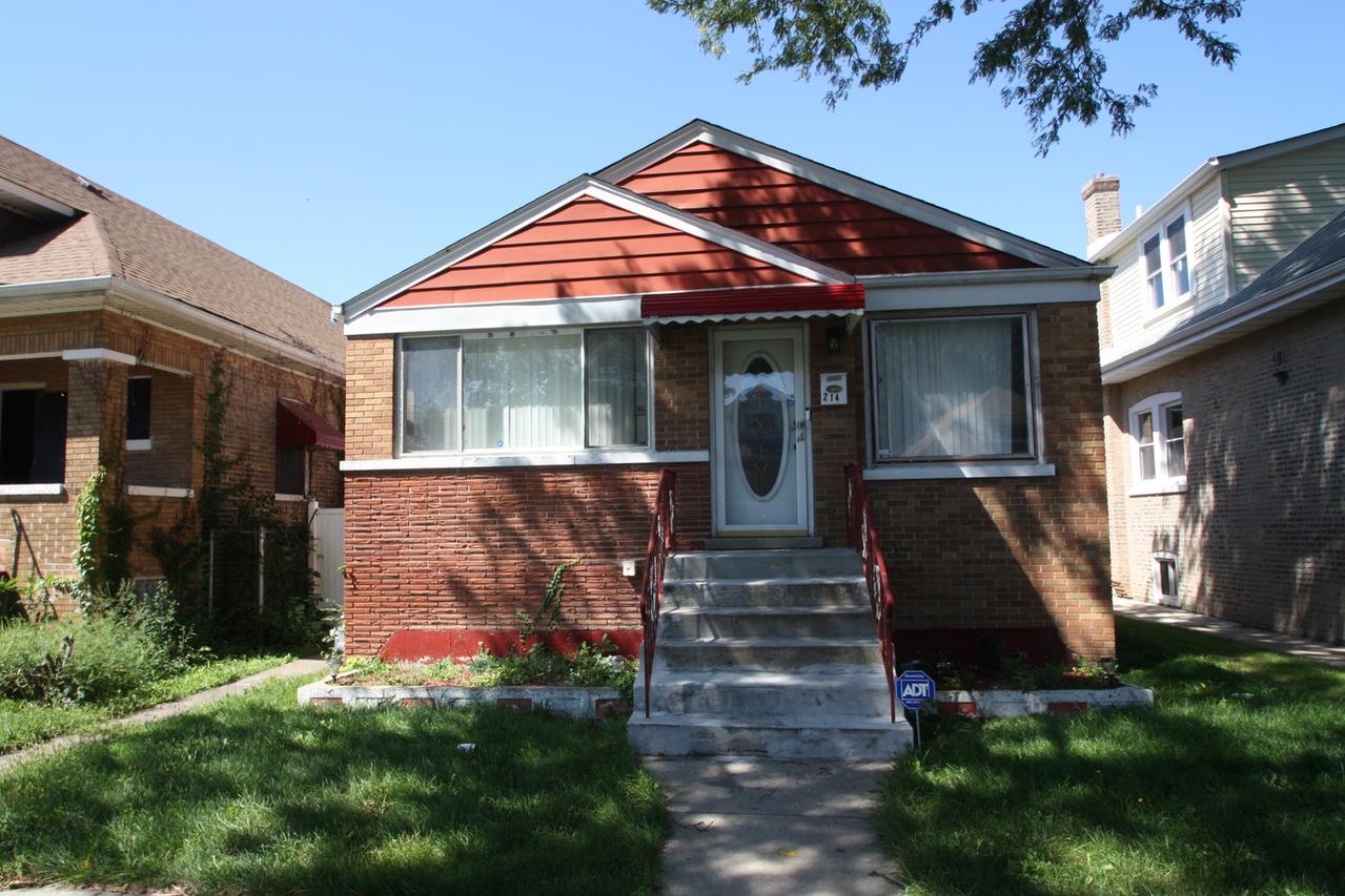 214 22nd Ave., Bellwood, IL 60104