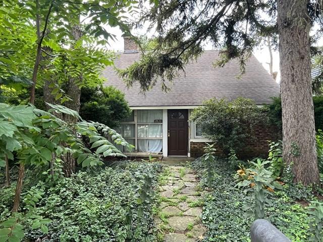 7825 41st Pl., Lyons, IL 60534