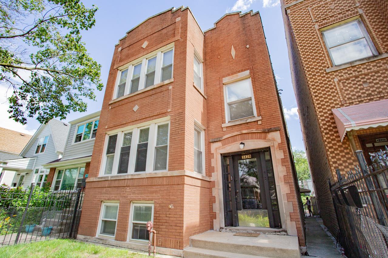 3429 N Avers Ave., Chicago, IL 60618