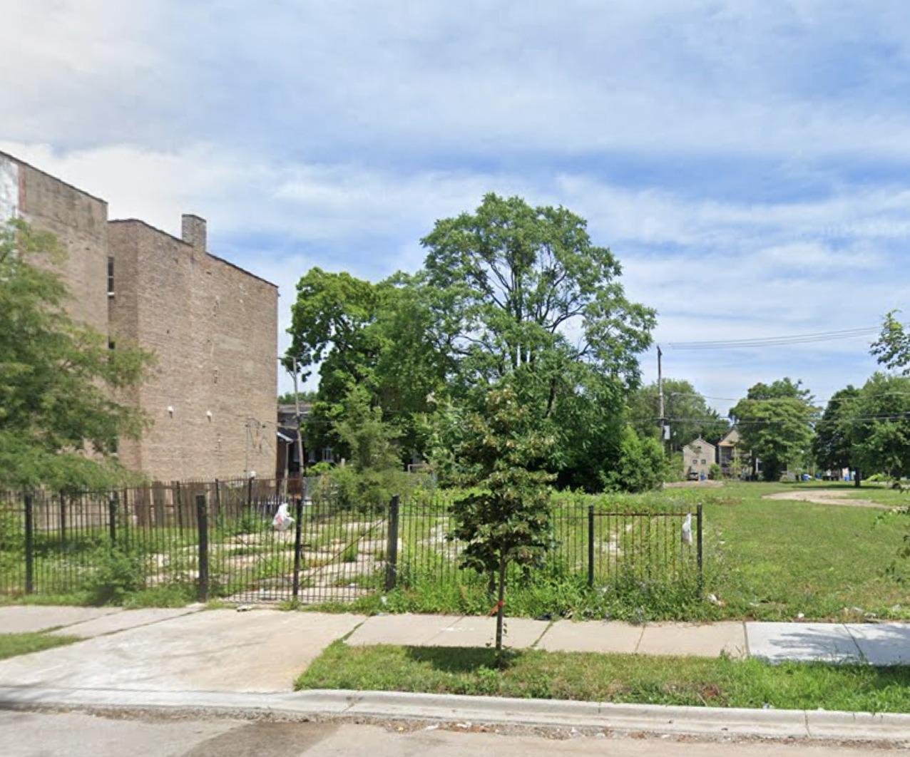 824 W Garfield Blvd., Chicago, IL 60609