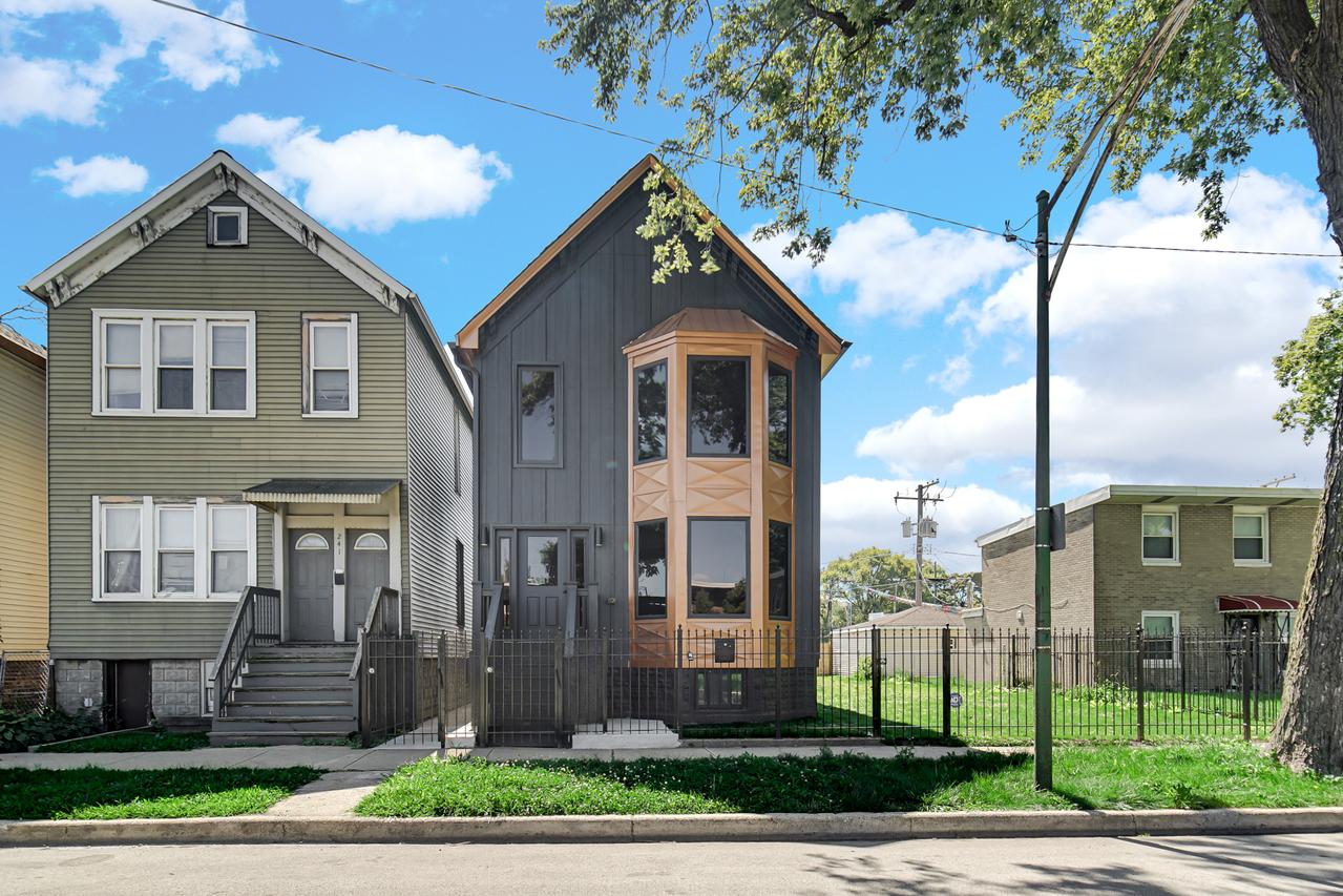 243 W Swann St., Chicago, IL 60609