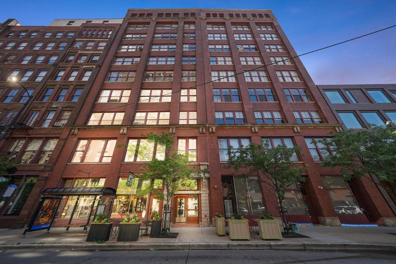 727 S Dearborn St. #311, Chicago, IL 60605