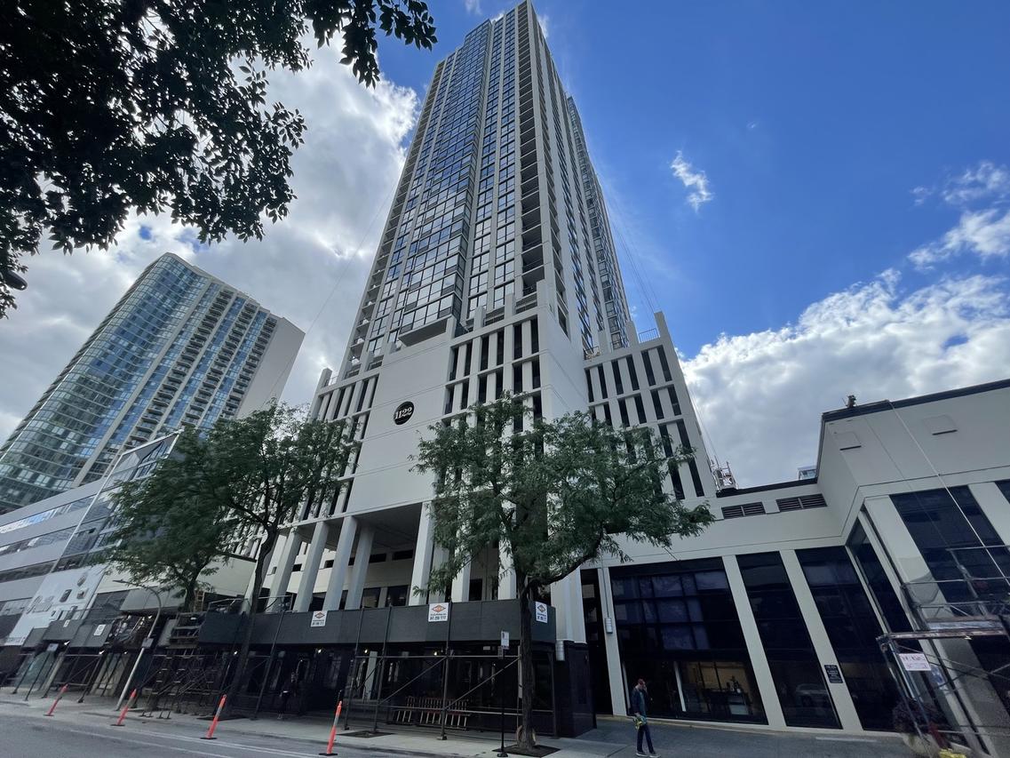 1122 N Clark St. #3203, Chicago, IL 60610