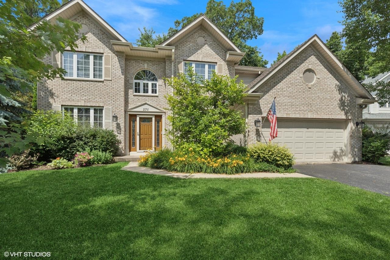 570 Patriot Ct., Gurnee, IL 60031