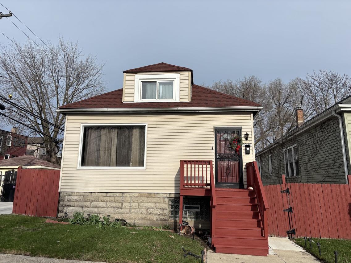 9315 S Clyde Ave., Chicago, IL 60617