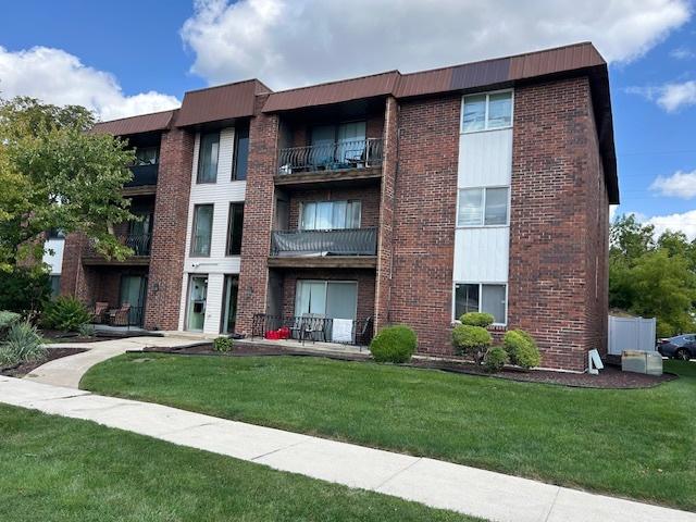 17701 Park Blvd. #203, Lansing, IL 60438