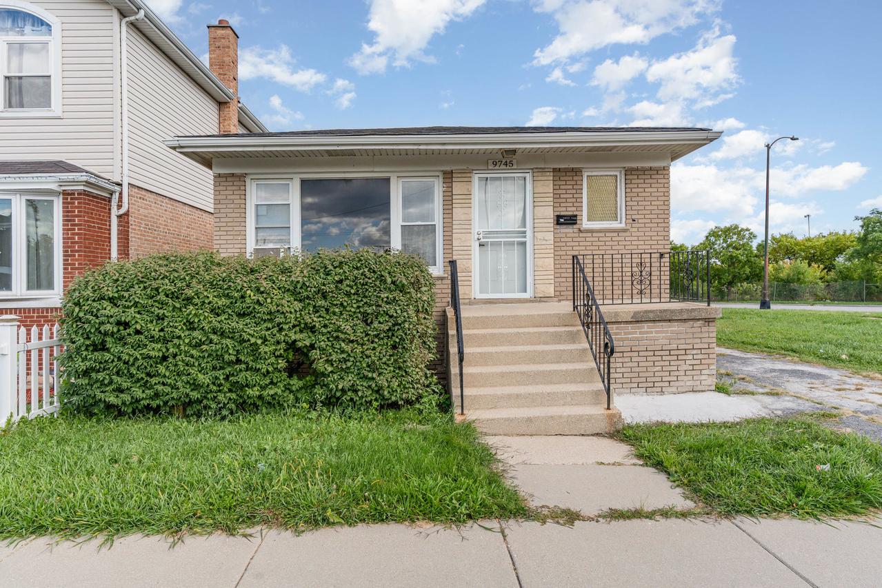 9745 S Wentworth Ave., Chicago, IL 60628