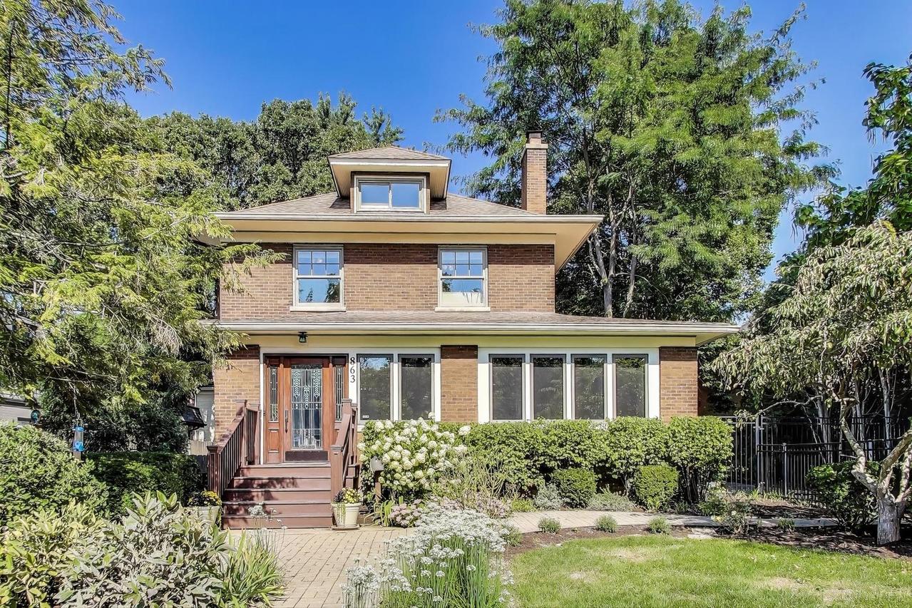 863 Vernon Ave., Glencoe, IL 60022