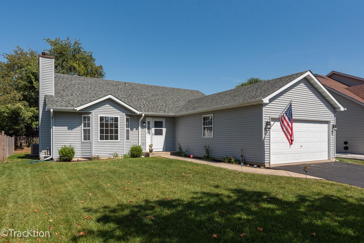 2703 Oak Ridge Ln., Joliet, IL 60435