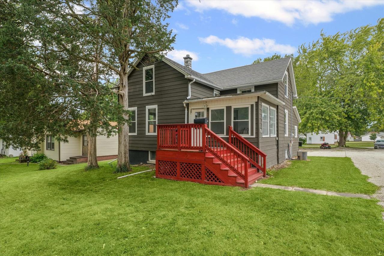 389 E Summer St., Paxton, IL 60957