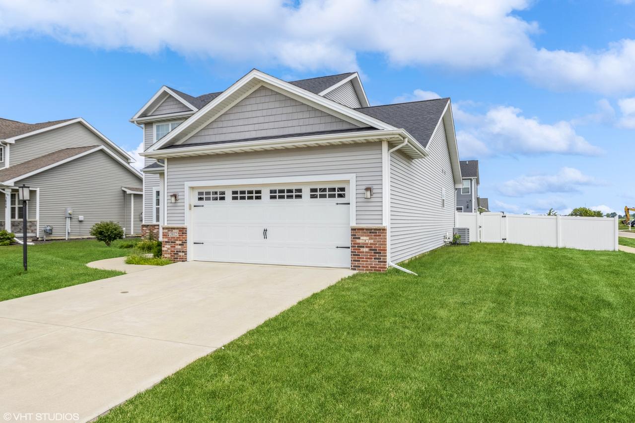 3802 Slate Dr., Champaign, IL 61822