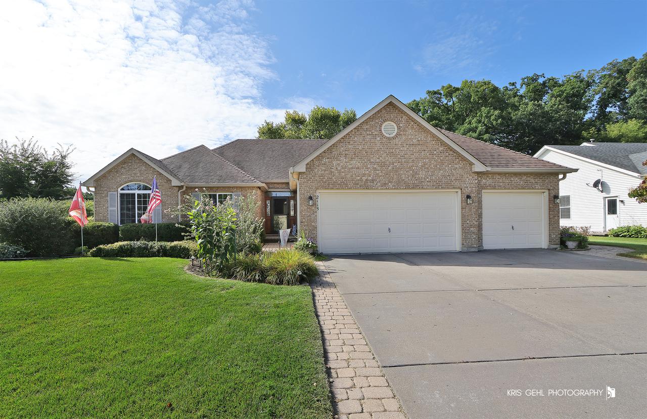 2115 Hazelwood Dr., Mchenry, IL 60051