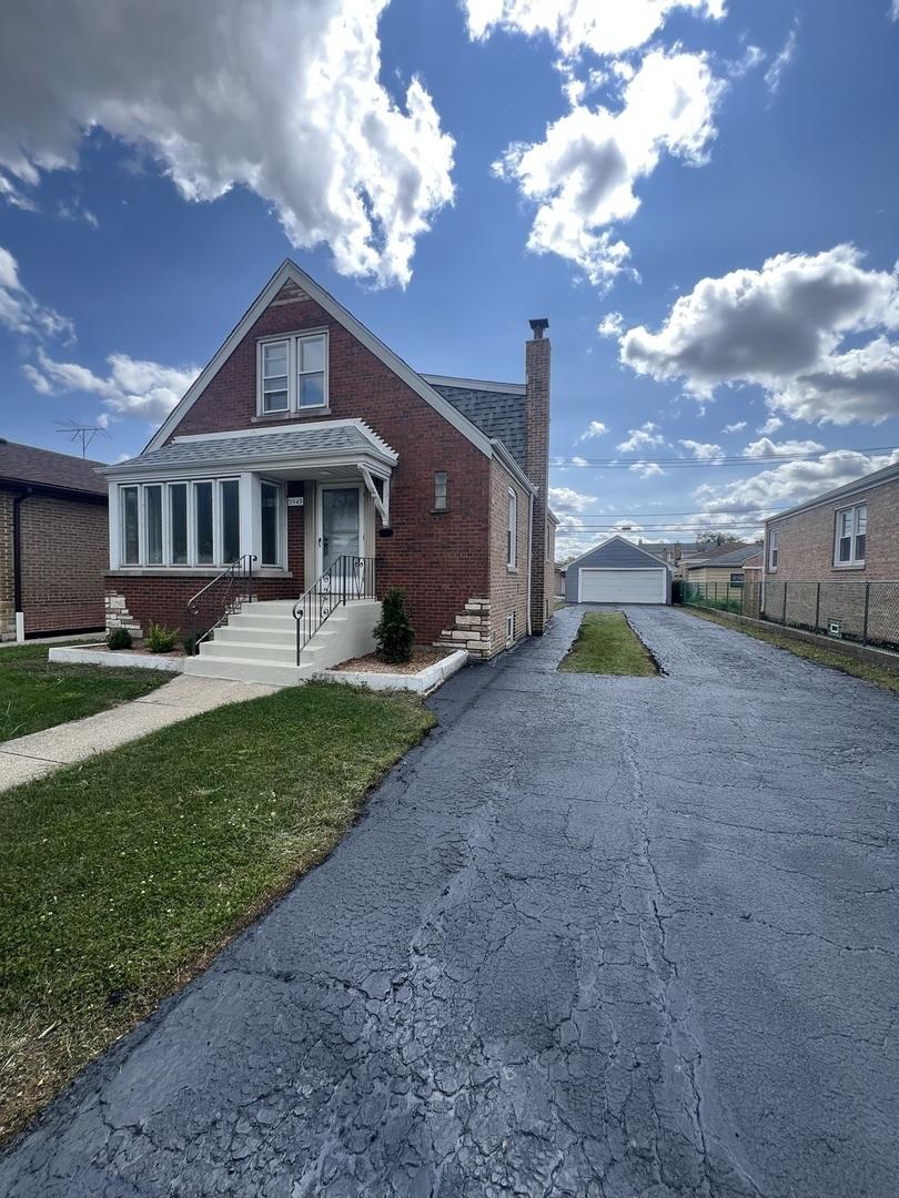 5949 W 55th St., Chicago, IL 60638