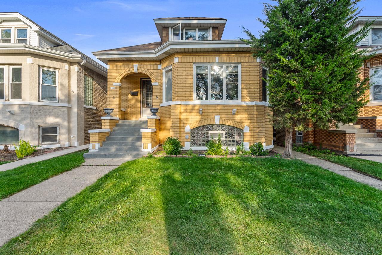 3629 N Sayre Ave., Chicago, IL 60634