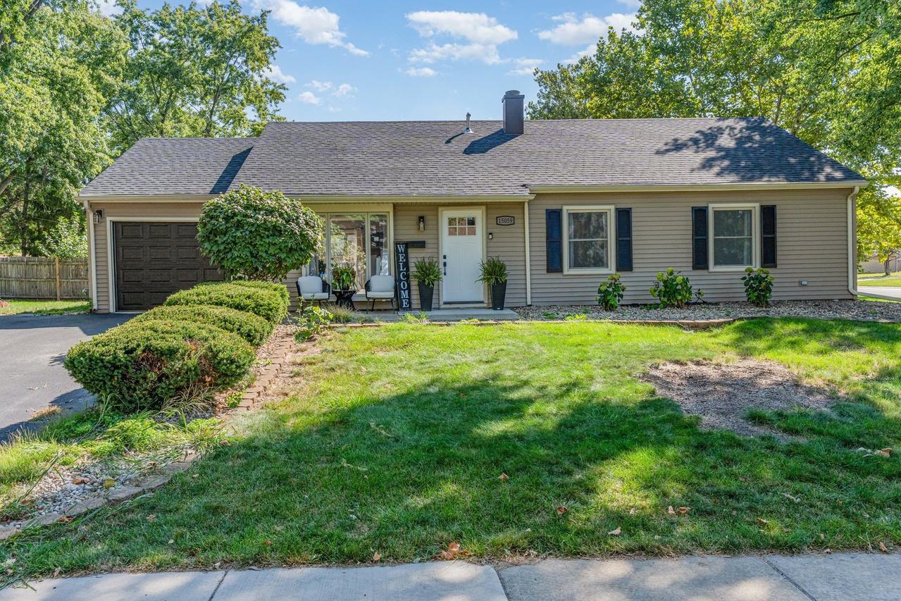 15059 Hale Dr., Orland Park, IL 60462