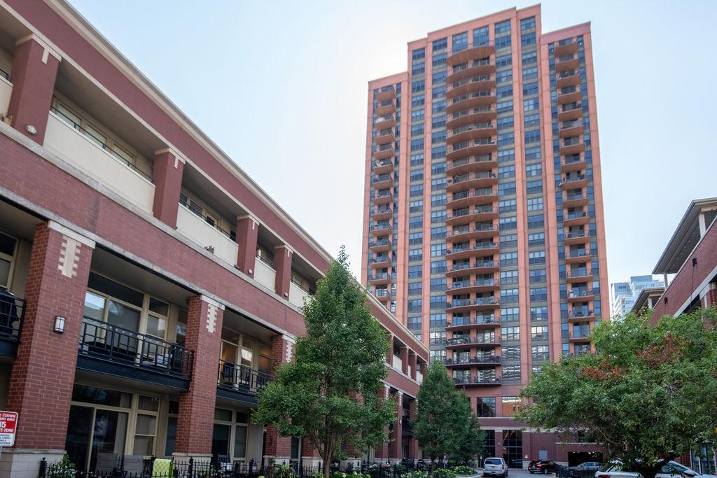 330 N Jefferson St. #603, Chicago, IL 60661
