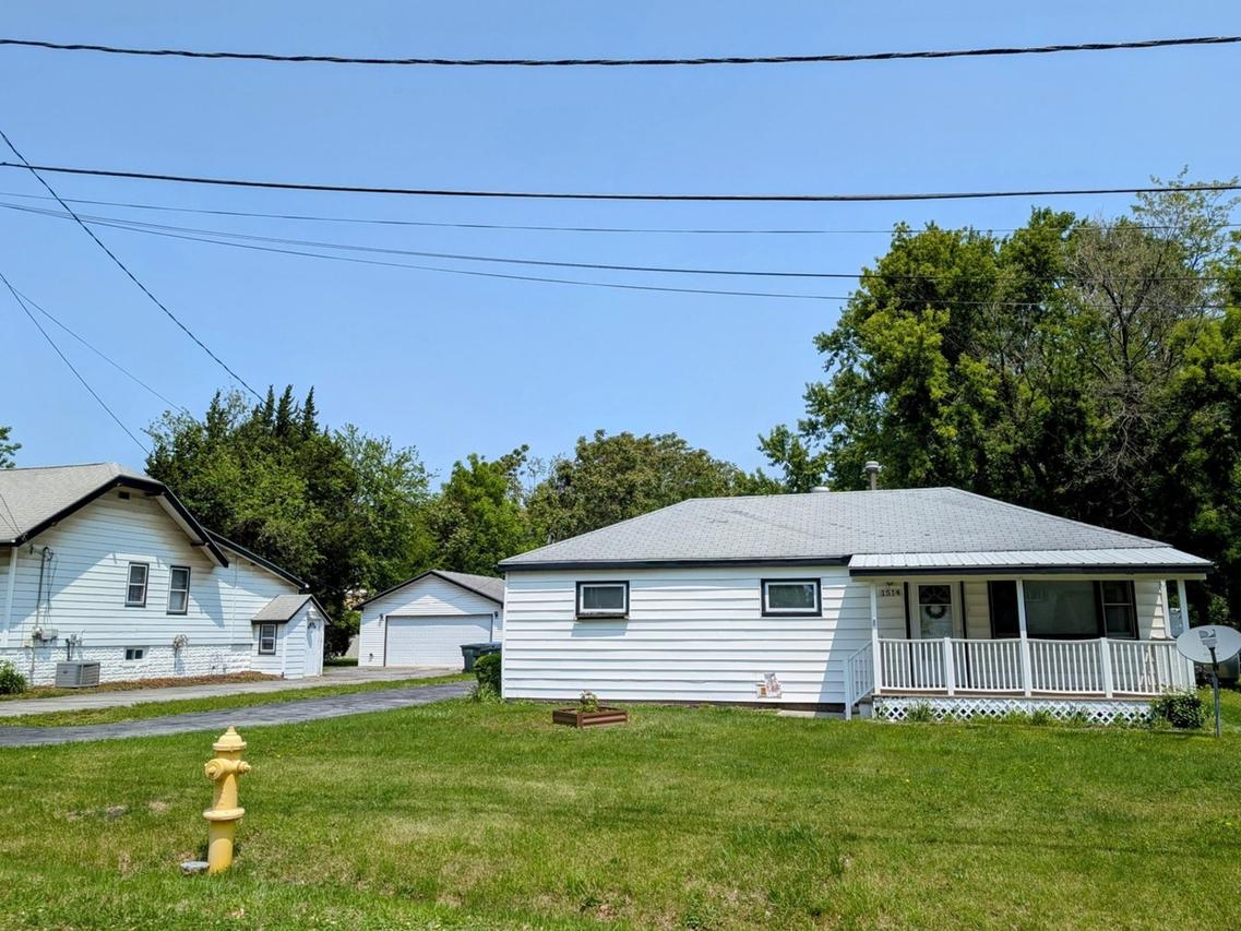 1514 173rd St., East Hazel Crest, IL 60429