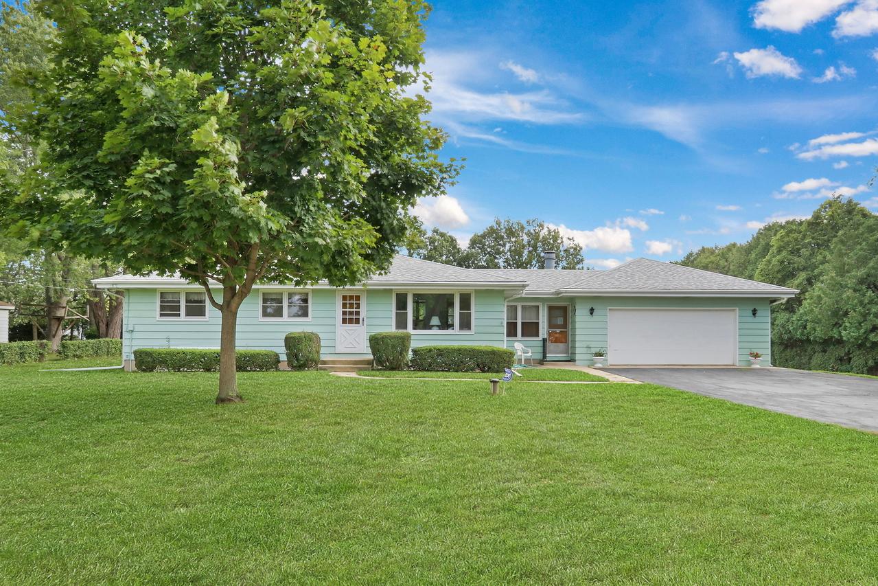 36847 N Delany Rd., Gurnee, IL 60031