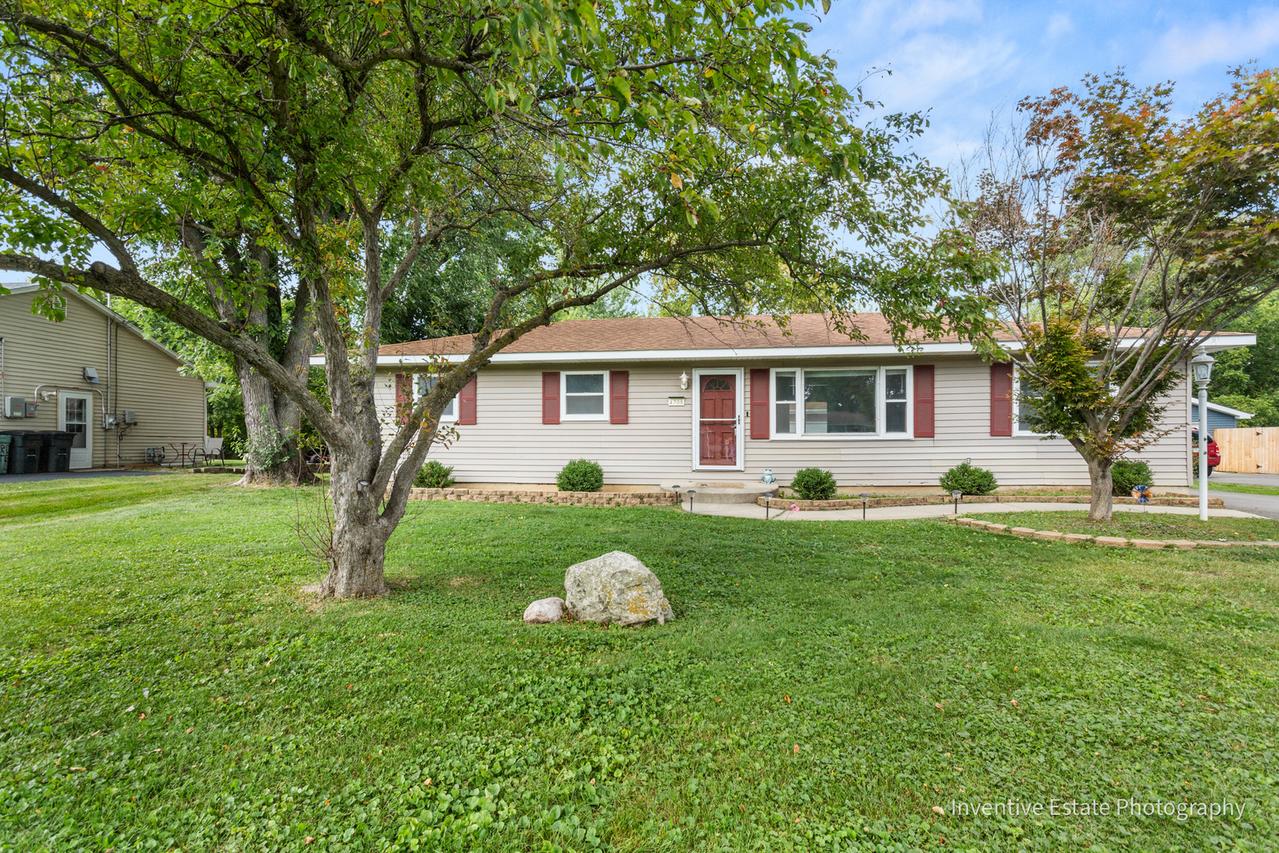 4708 Willow Ln., Mchenry, IL 60050