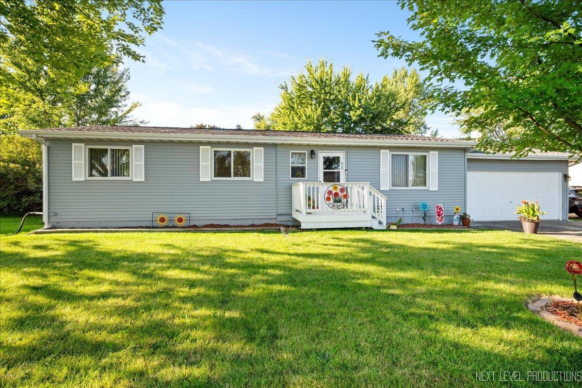 515 W Comanche Ave., Shabbona, IL 60550