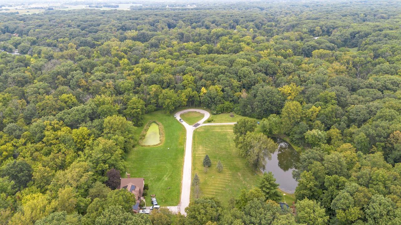 2220 Anne Ln., Crete, IL 60417