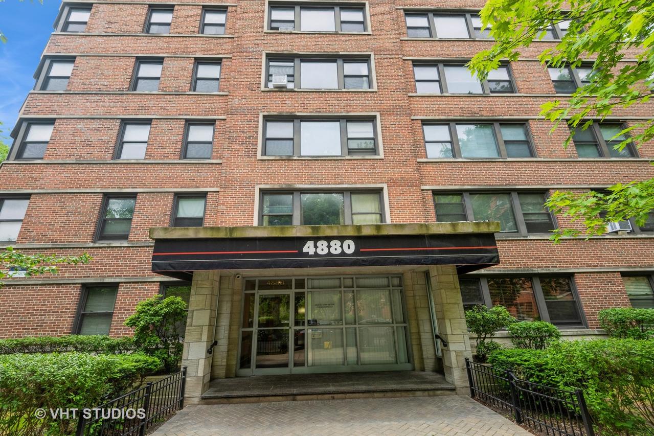 4880 N Marine Dr. #515, Chicago, IL 60640