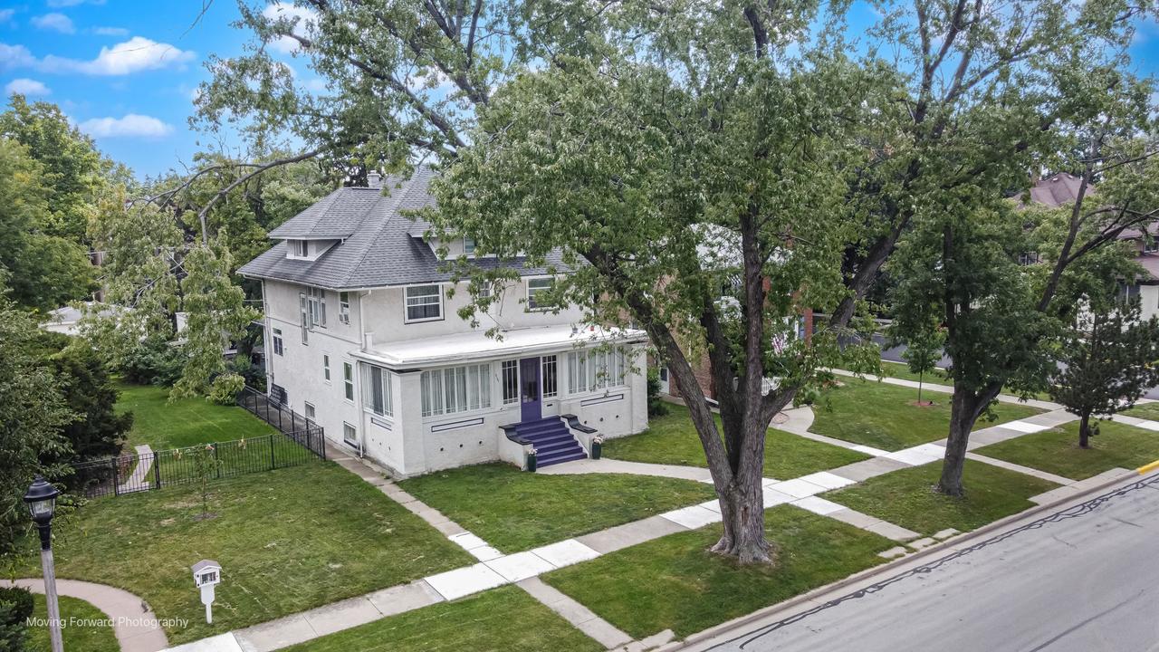 3145 Wisconsin Ave., Berwyn, IL 60402