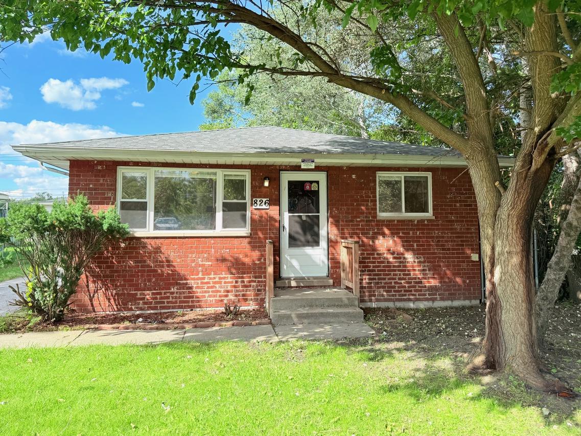 826 Williams St., Calumet City, IL 60409